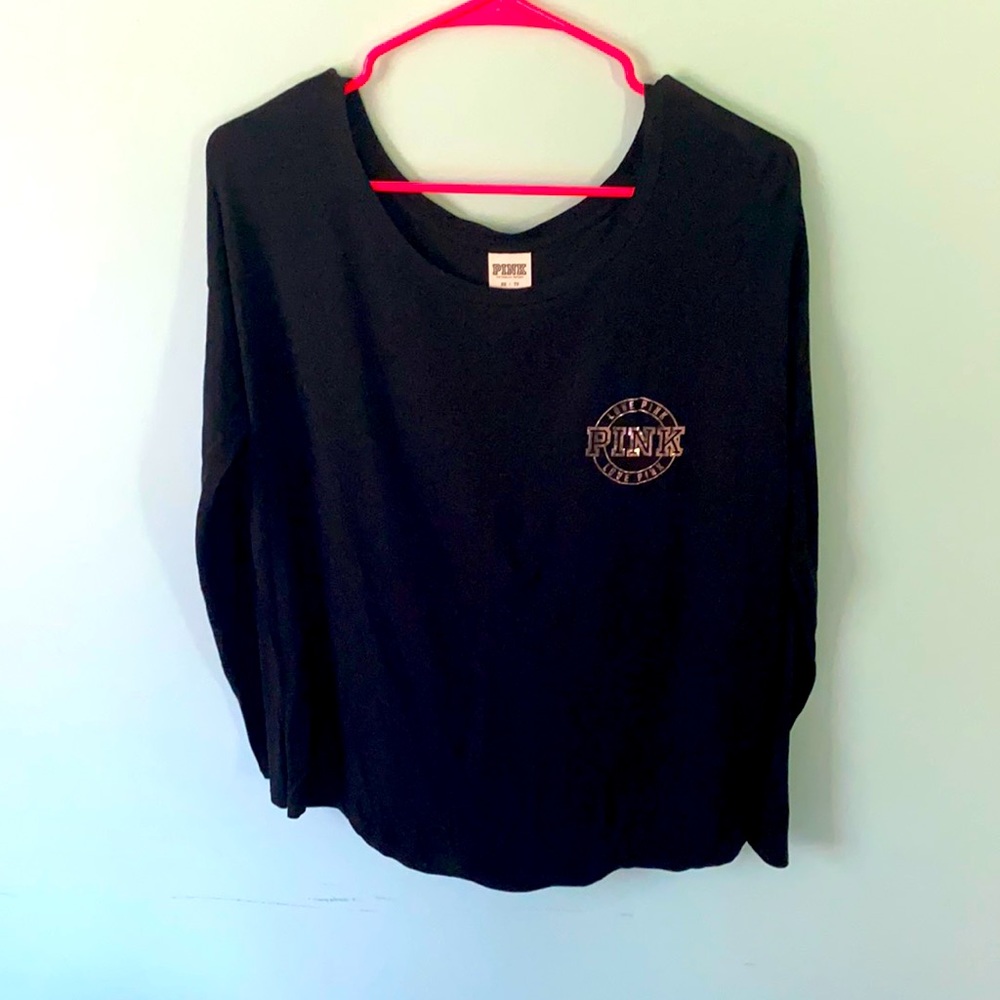 Black long sleeve. PINK. Size XS